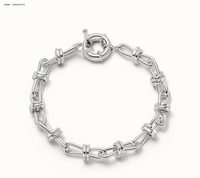 DAISY LONDON POLLY KNOT CHAIN BRACELET