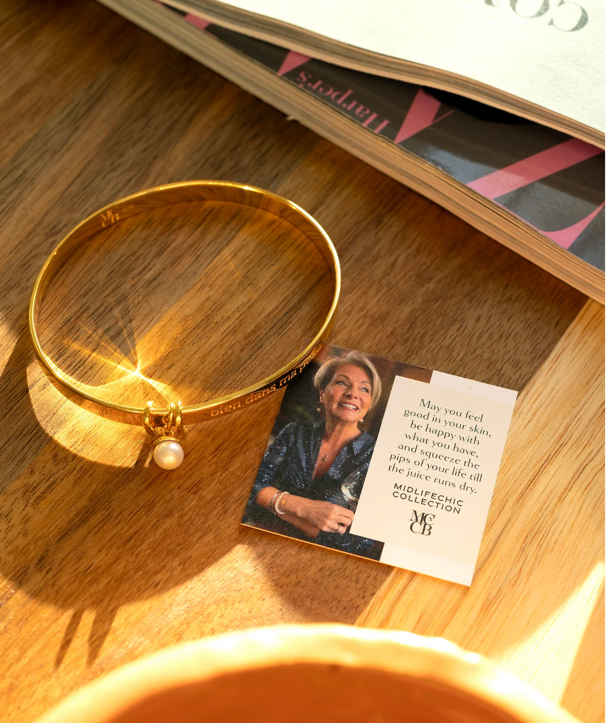 CLAUDIA BRADBY X MIDLIFECHIC MANTRA SLIM OVAL BANGLE WITH SINGLE PEARL CHARM