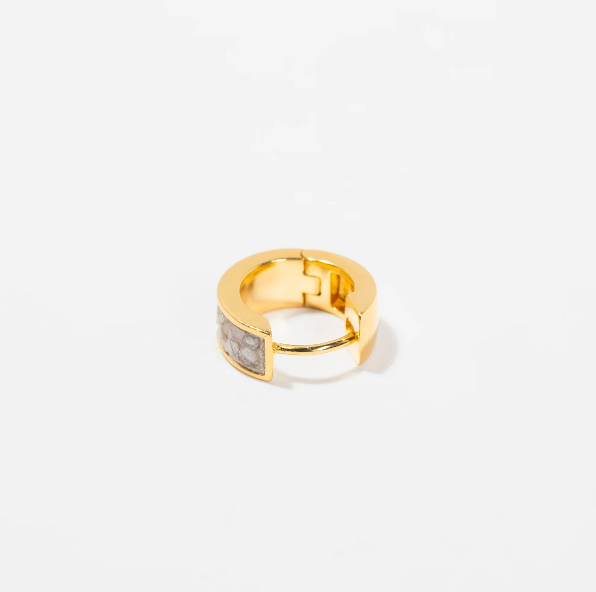 SHANA GULATI HUGO ROUND HOOP EARRINGS