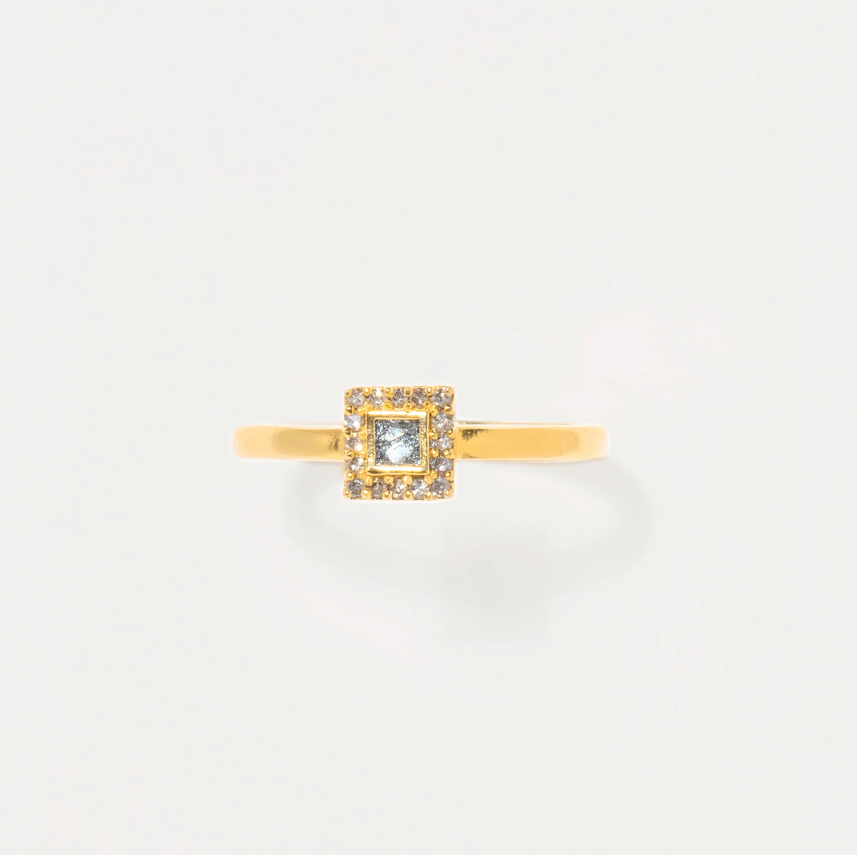 SHANA GULATI NAVA SQUARE RING
