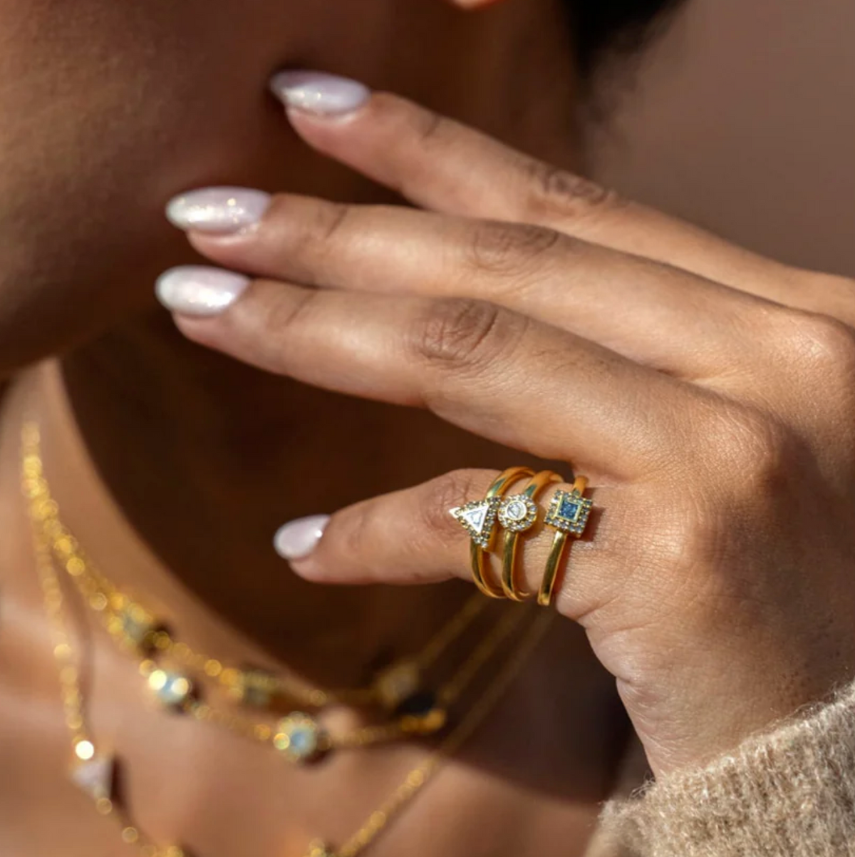 SHANA GULATI NAVA SQUARE RING