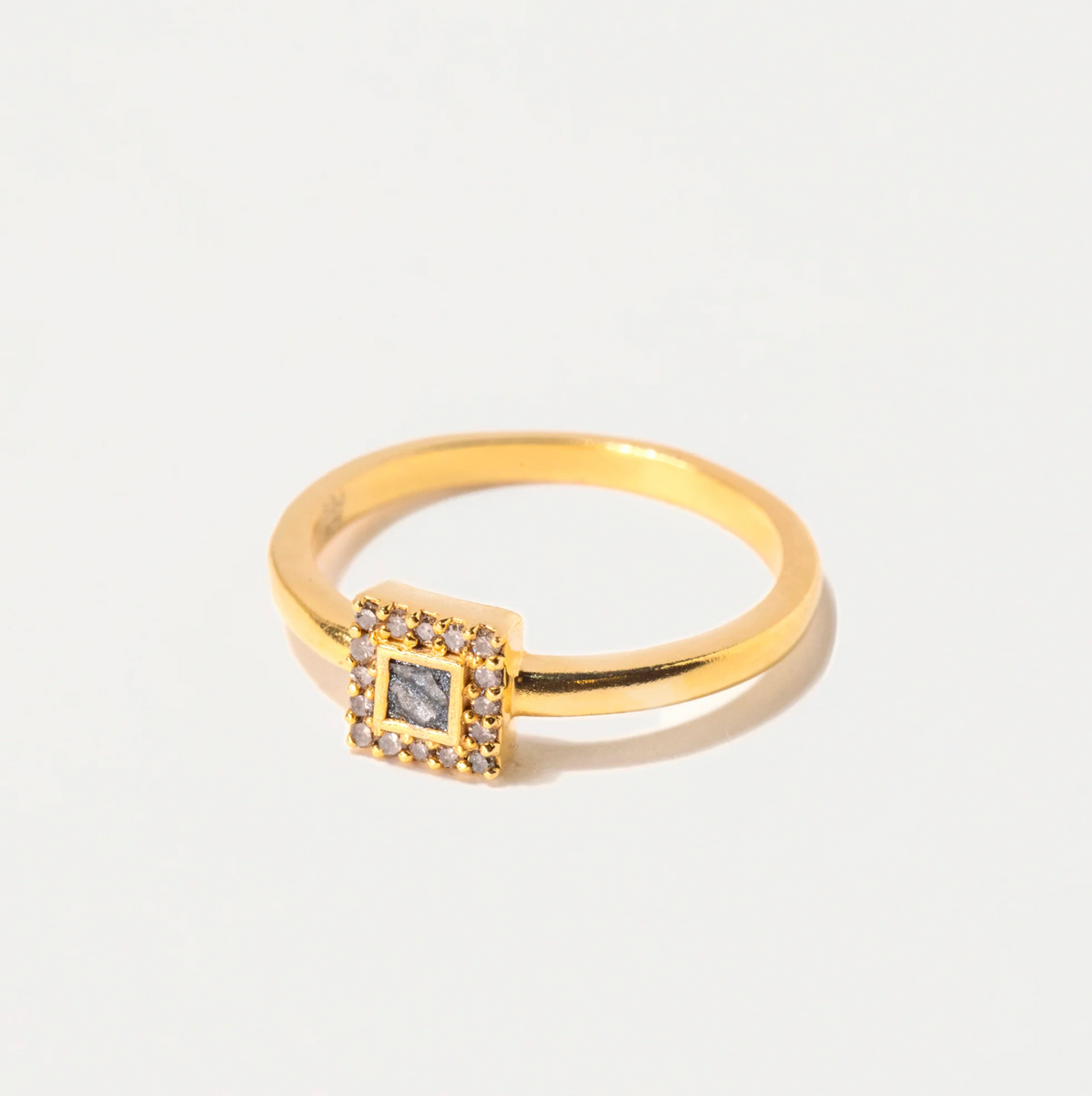 SHANA GULATI NAVA SQUARE RING