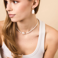 BY ALONA VENUS NECKLACE