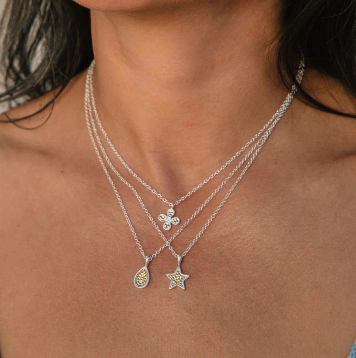 ANNA BECK MINI CLOVER NECKLACE