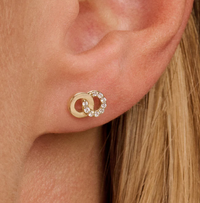 BLUSH 14K YELLOW GOLD INTERLINKING CIRCLE STUD EARRINGS