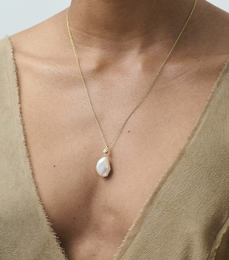 ASTLEY CLARKE PEARL DROP NECKLACE