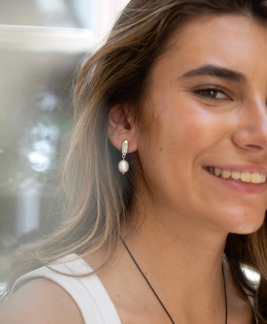 CLAUDIA BRADBY MERMAID PEARL DROP EARRINGS