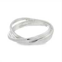 LAST NIGHT I DREAMT SARA SOLID SILVER TRINITY RING