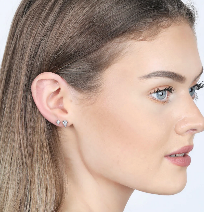 V BY LAURA VANN SADIE STUD EARRINGS