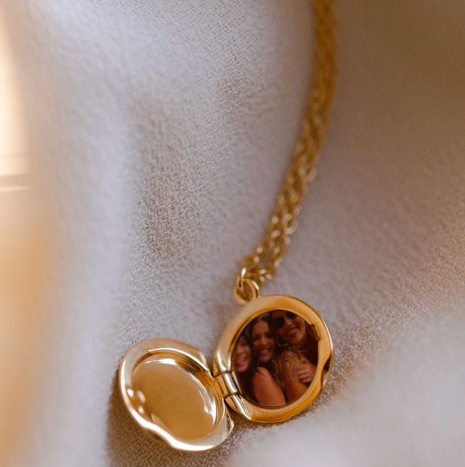 ASTLEY CLARKE MINI BIOGRAPHY LOCKET NECKLACE