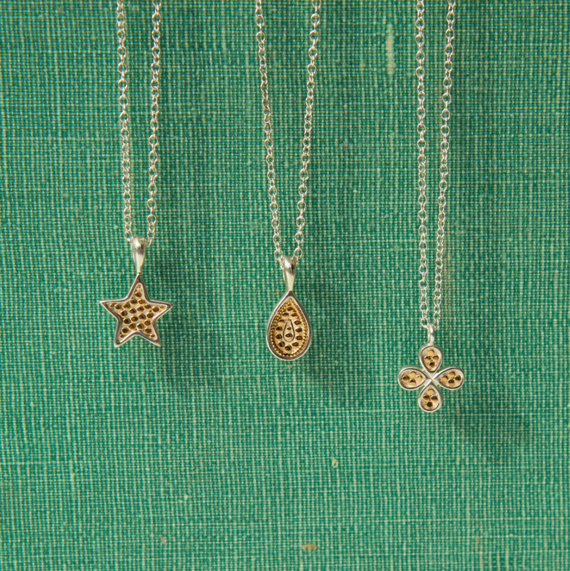 ANNA BECK MINI CLOVER NECKLACE
