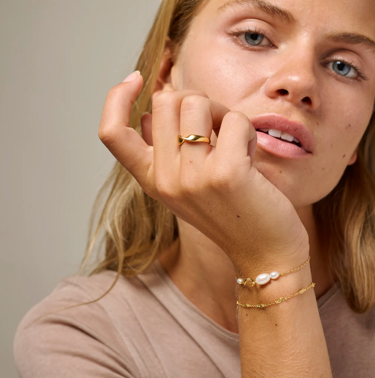 ENAMEL COPENHAGEN PEARLIE TWIST BRACELET