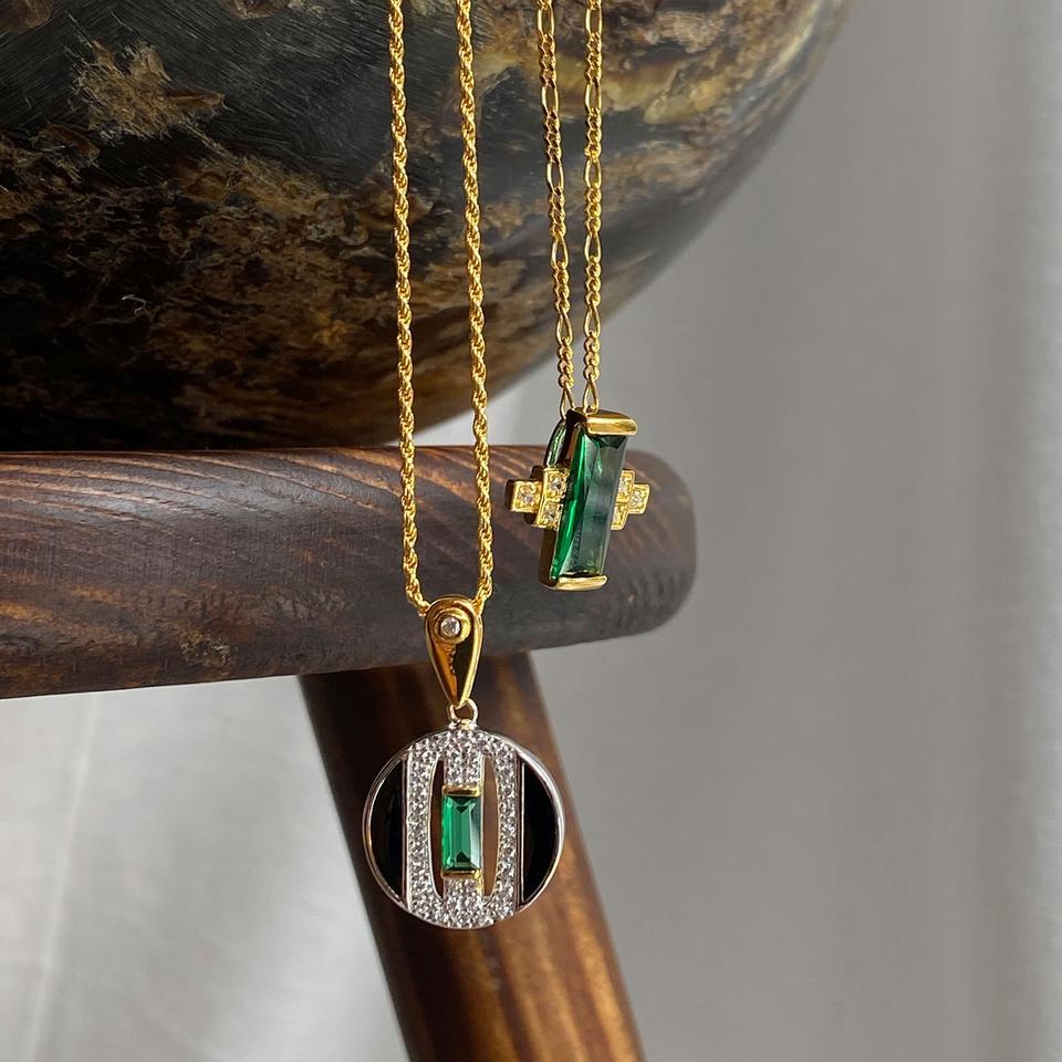 V BY LAURA VANN AUDREY NECKLACE
