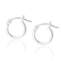 V BY LAURA VANN IRIS HOOP EARRINGS