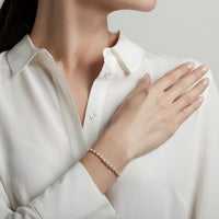 ASTLEY CLARKE WHITE PEARL KULA BRACELET