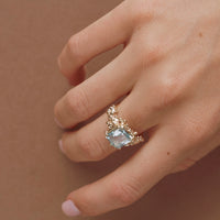 DAINTY LONDON SERAPHINA RING