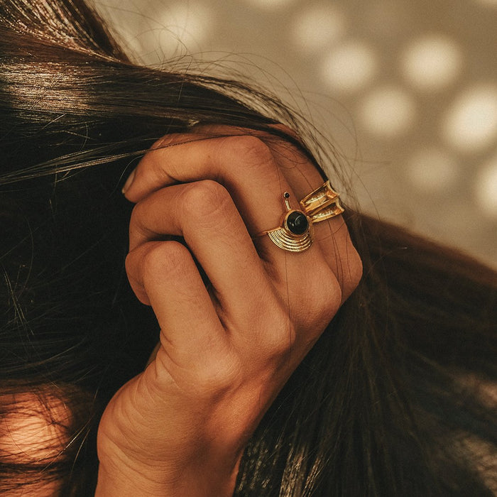 RACHEL ENTWISTLE INTERSTELLAR BLACK ONYX RING