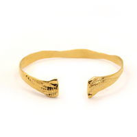HANNAH BOURN SHELL TEXTURE BANGLE