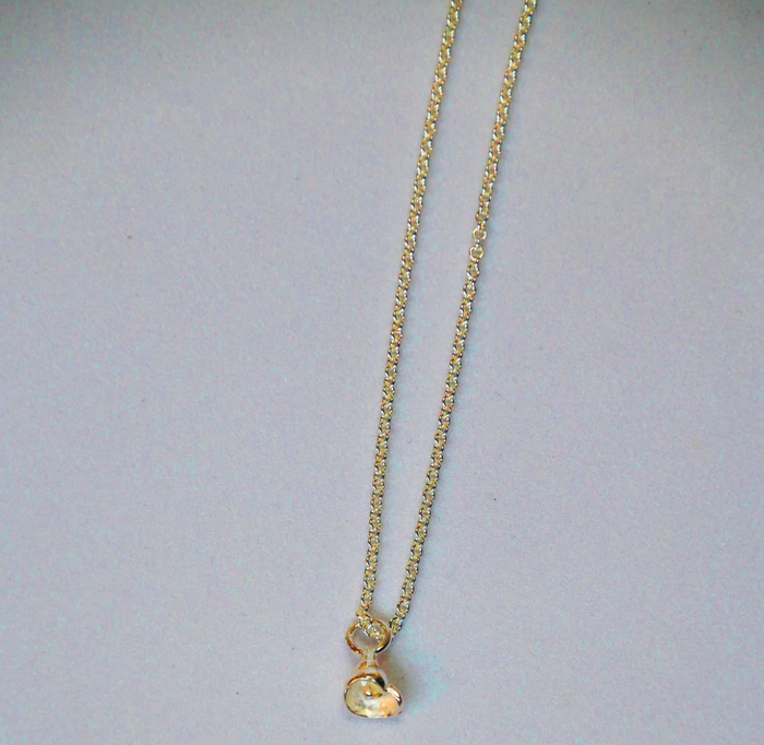 HANNAH BOURN TINY PERIWINKLE NECKLACE