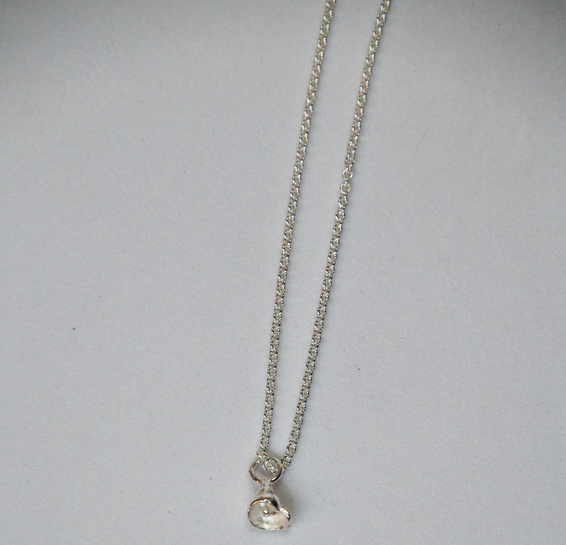 HANNAH BOURN TINY PERIWINKLE NECKLACE