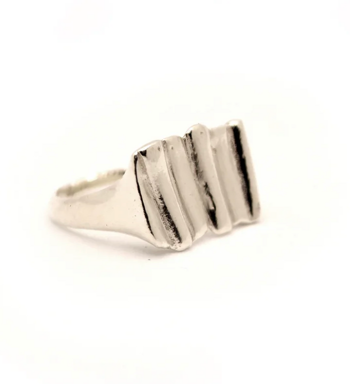 HANNAH BOURN SCALLOP IMPRINT RING