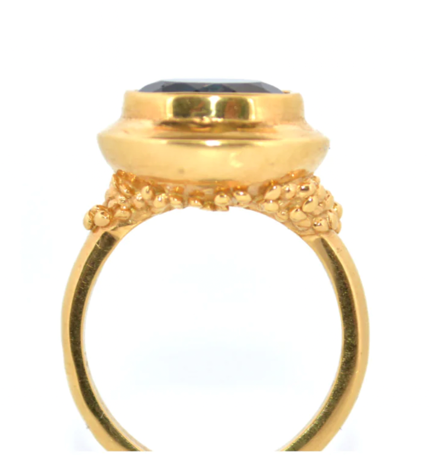 DAINTY LONDON CALLA RING