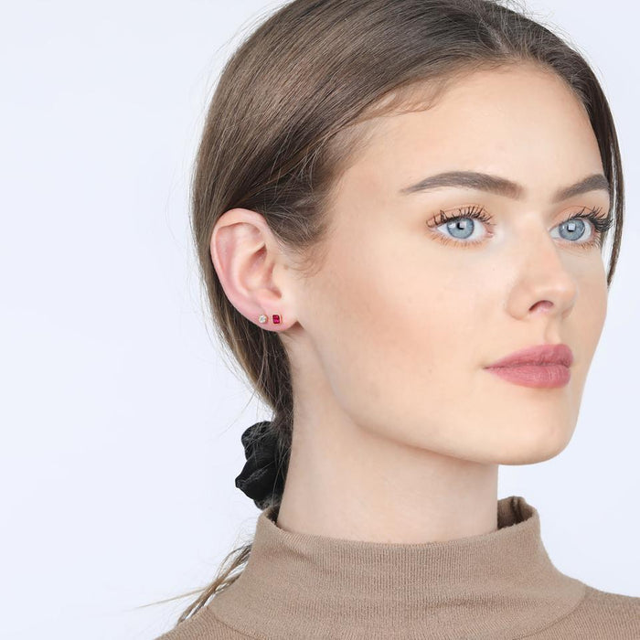 LAURA VANN ISLA STUD EARRINGS