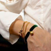 MIKAELA LYONS VELVET LIONESS PEBBLE BRACELET