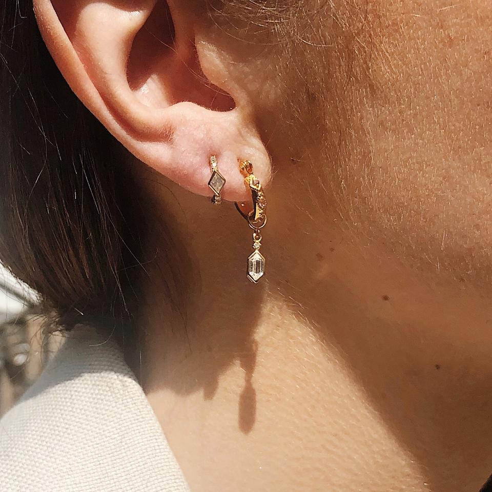 V BY LAURA VANN VIRGINIA HUGGIES