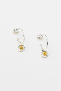 ESTELLA BARTLETT WILDFOWER DAISY DROP EARRINGS