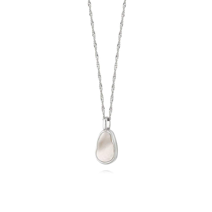 Daisy London mother of pearl shell necklace